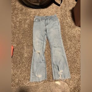 Forever 21 Girls Jeans light wash torn/distressed sz 9/10